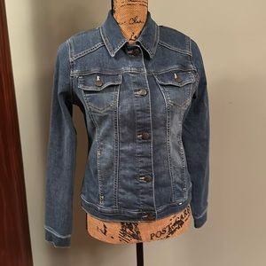 Lee Rider’s Jean jacket size S/P.